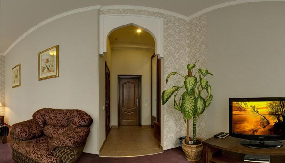 Four Rooms Mini-Hotel Kharkiv Room photo