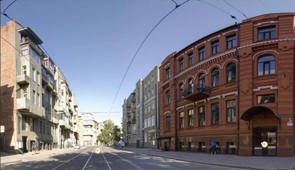 Four Rooms Mini-Hotel Kharkiv Exterior photo